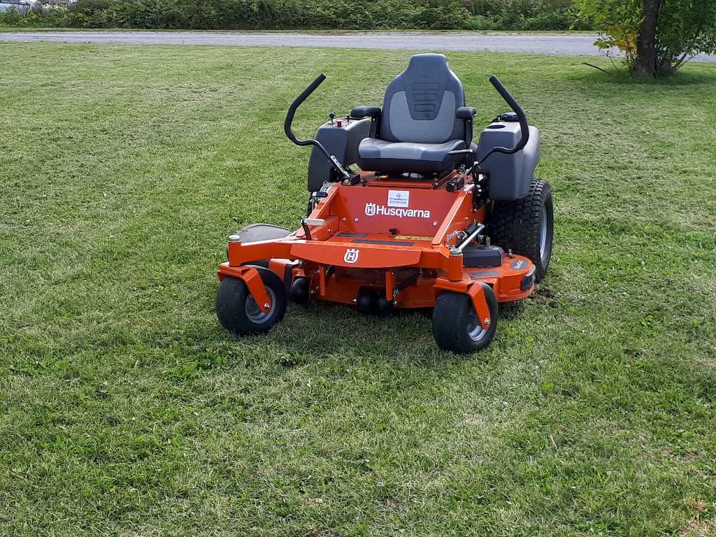 Lahey's Lawn Care